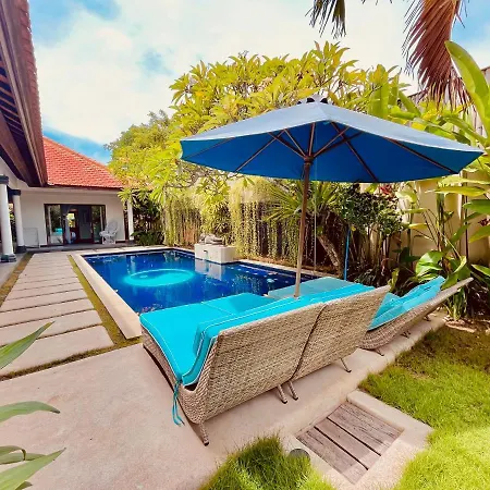 Villa Lotus Lembongan Exterior photo