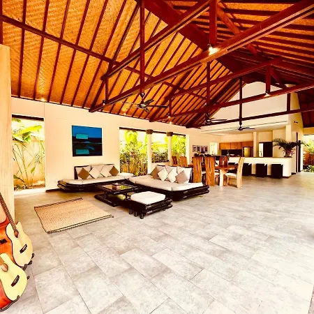 Villa Lotus Lembongan Exterior photo