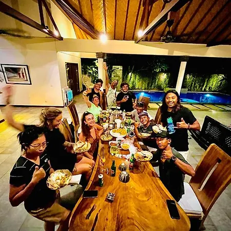 Villa Lotus Lembongan Exterior photo