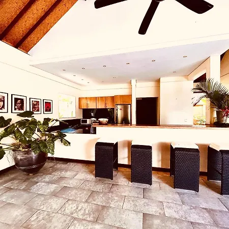 Villa Lotus Lembongan Exterior photo